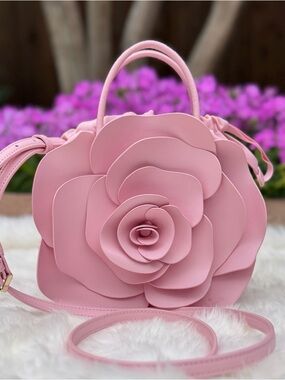 NWT Kate Spade Rose 3D Flora Novelty Purse